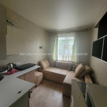 Продам квартиру, Немышлянская ул. , 1 кім., 20 м², косметический ремонт 