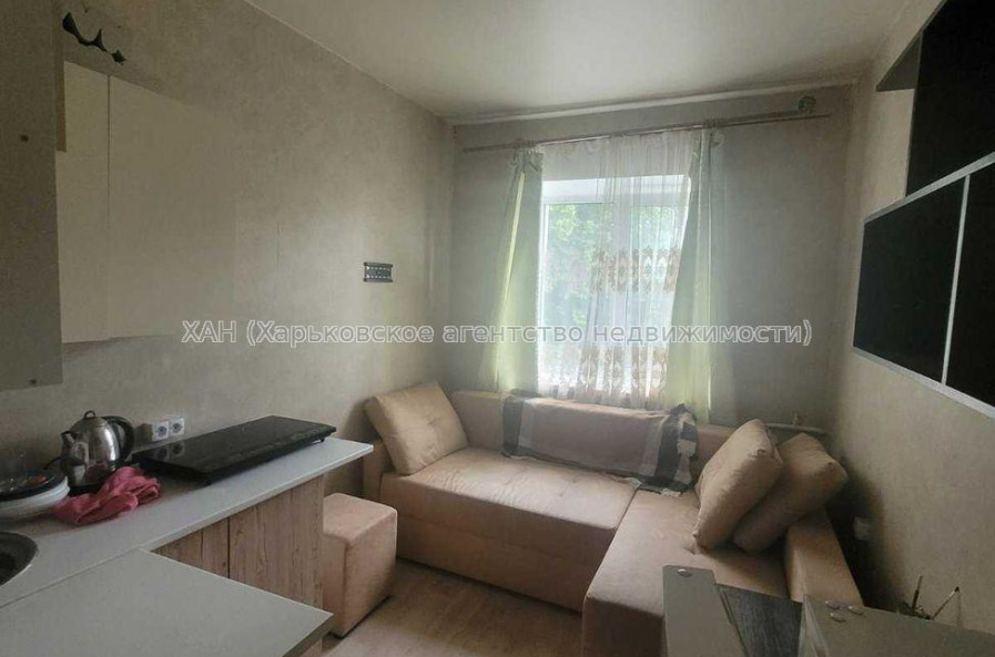 Продам квартиру, Немышлянская ул. , 1 кім., 20 м², косметический ремонт 