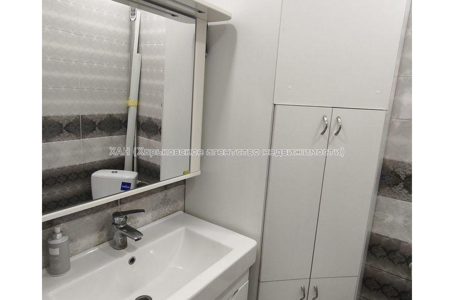 Продам квартиру, Клочковская ул. , 2  ком., 49.10 м², евроремонт 