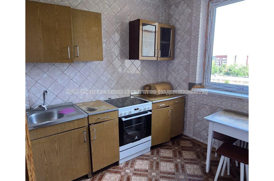 Продам квартиру, Леся Сердюка ул. , 2  ком., 50 м², косметический ремонт 