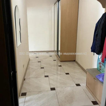 Продам квартиру, Ньютона ул. , 1  ком., 46 м², капитальный ремонт 