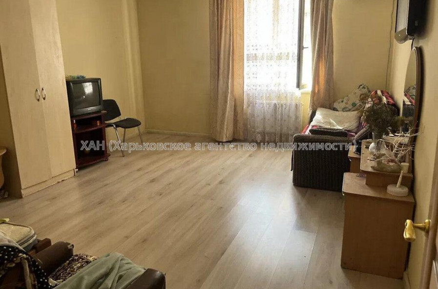 Продам квартиру, Ньютона ул. , 1  ком., 46 м², капитальный ремонт 