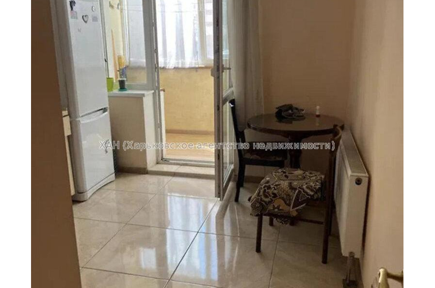 Продам квартиру, Ньютона ул. , 1  ком., 46 м², капитальный ремонт 