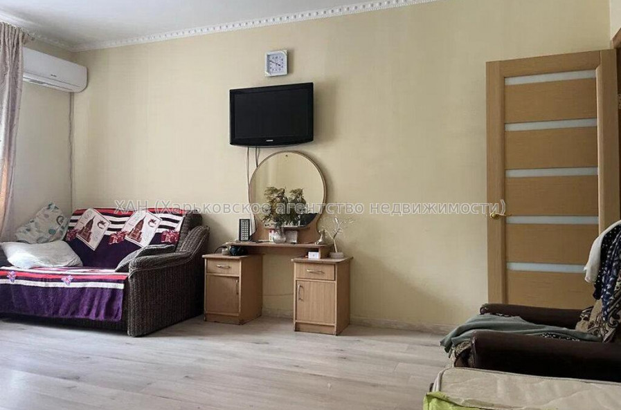Продам квартиру, Ньютона ул. , 1  ком., 46 м², капитальный ремонт 