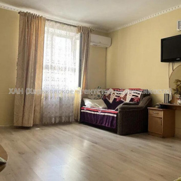 Продам квартиру, Ньютона ул. , 1  ком., 46 м², капитальный ремонт 
