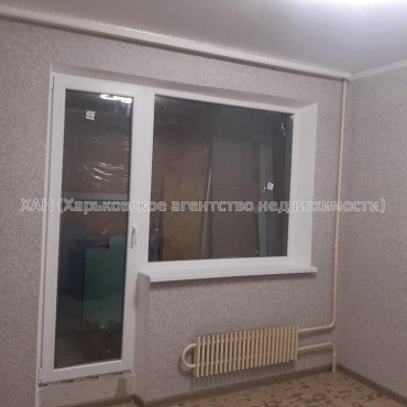 Продам квартиру, Натальи Ужвий ул. , 3  ком., 69.10 м², капитальный ремонт 