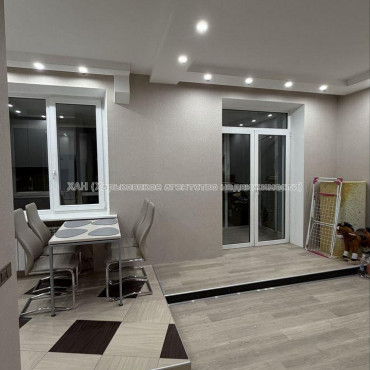 Продам квартиру, Москалёвская ул. , 2  ком., 65 м², евроремонт 