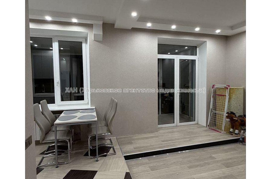 Продам квартиру, Москалёвская ул. , 2  ком., 65 м², евроремонт 