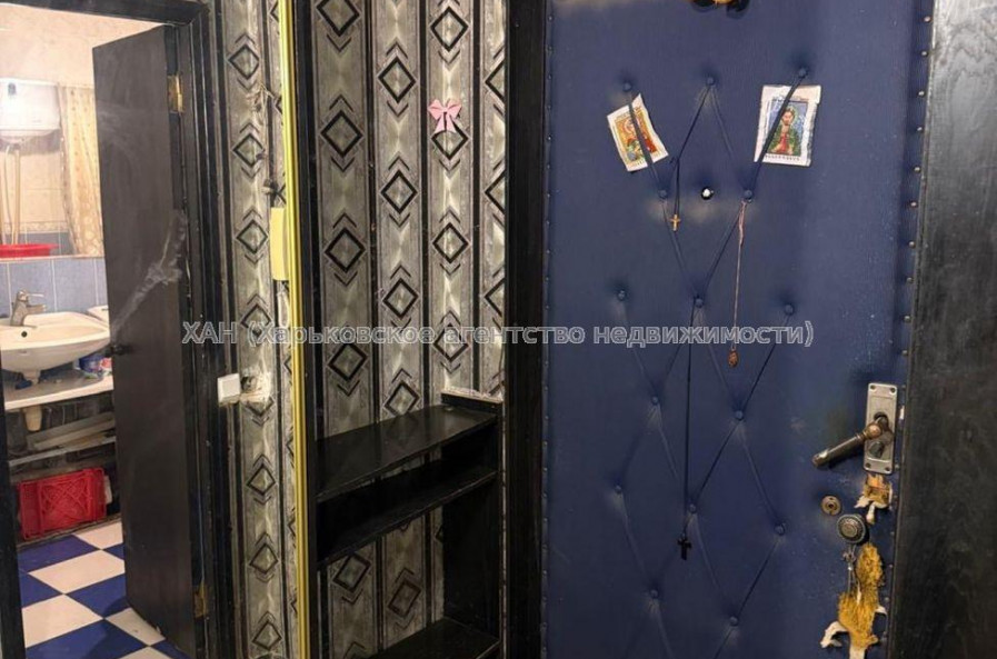 Продам квартиру, Гвардейцев Широнинцев ул. , 3  ком., 66 м², косметический ремонт 