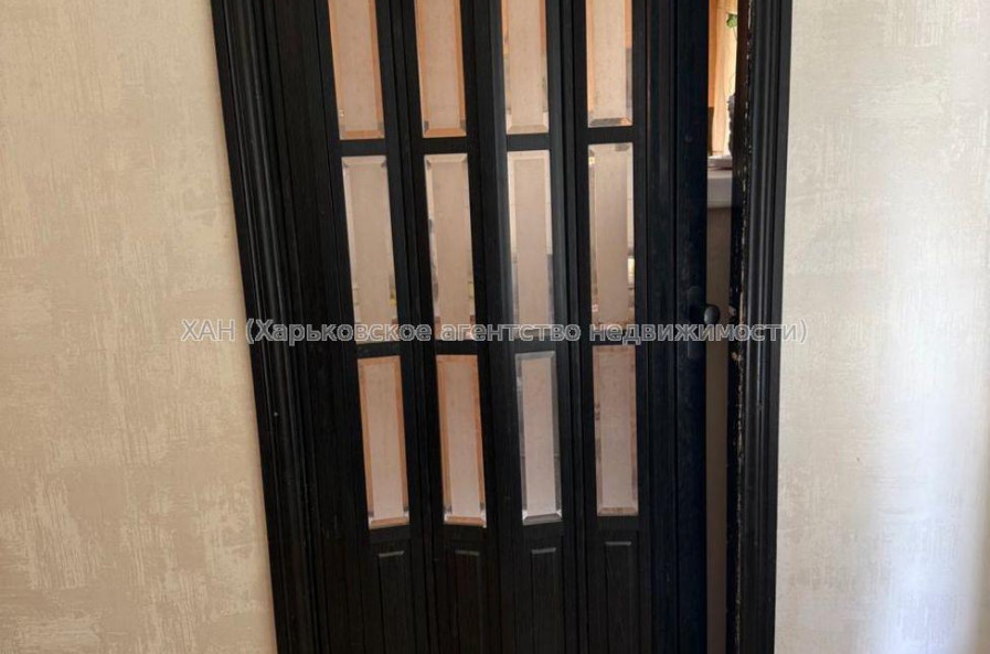 Продам квартиру, Гвардейцев Широнинцев ул. , 3  ком., 66 м², косметический ремонт 