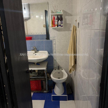 Продам квартиру, Гвардейцев Широнинцев ул. , 3  ком., 66 м², косметический ремонт 