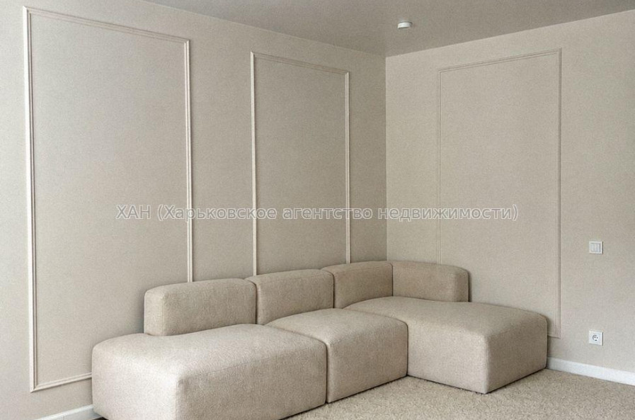 Продам квартиру, Владислава Зубенко ул. , 3  ком., 61 м², авторский дизайн 