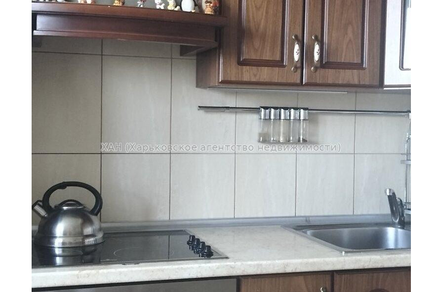 Продам квартиру, Золочевская ул. , 2  ком., 55 м², косметический ремонт 
