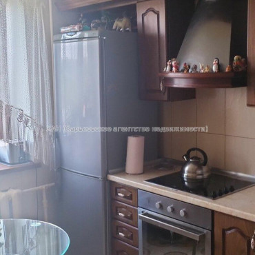 Продам квартиру, Золочевская ул. , 2  ком., 55 м², косметический ремонт 