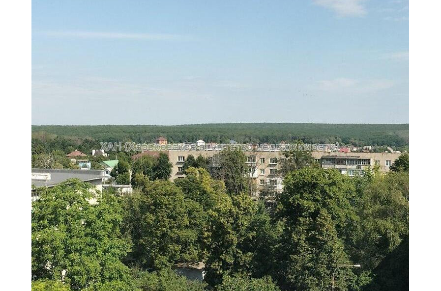 Продам квартиру, Золочевская ул. , 2  ком., 55 м², косметический ремонт 