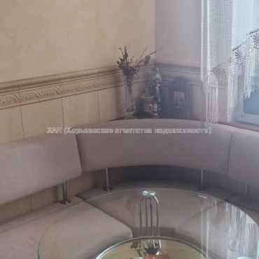 Продам квартиру, Золочевская ул. , 2  ком., 55 м², косметический ремонт 
