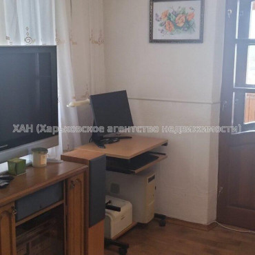 Продам квартиру, Золочевская ул. , 2  ком., 55 м², косметический ремонт 
