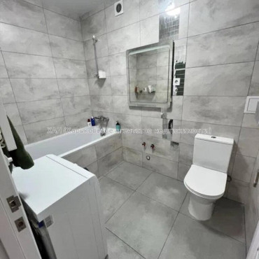 Продам квартиру, Лисаветинская ул. , 2  ком., 52.30 м², евроремонт 