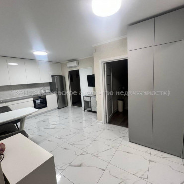 Продам квартиру, Лисаветинская ул. , 2  ком., 52.30 м², евроремонт 