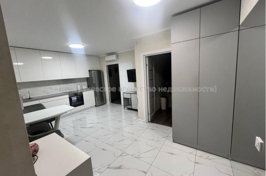Продам квартиру, Лисаветинская ул. , 2  ком., 52.30 м², евроремонт 