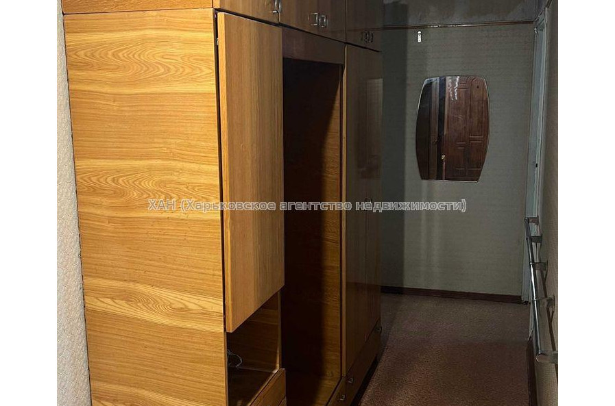 Продам квартиру, Гвардейцев Широнинцев ул. , 3  ком., 68 м², косметический ремонт 