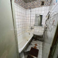 Продам квартиру, Гвардейцев Широнинцев ул. , 3  ком., 68 м², косметический ремонт 