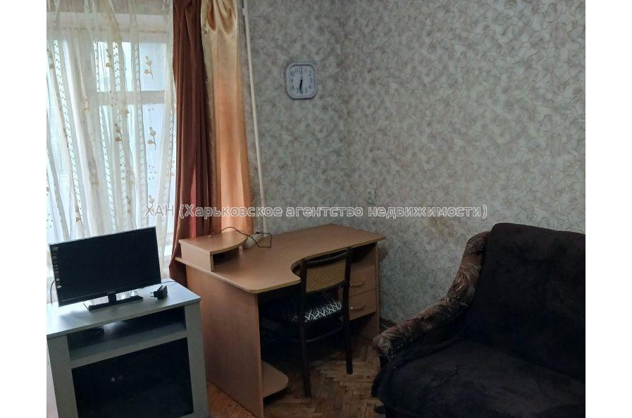 Продам квартиру, Юрия Паращука ул. , 1  ком., 38 м², косметический ремонт 