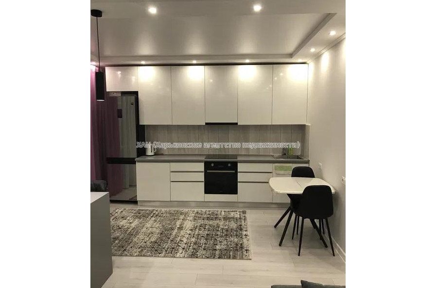 Продам квартиру, Молочная ул. , 2 кім., 95 м², авторский дизайн 