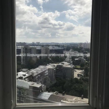Продам квартиру, Молочная ул. , 2 кім., 95 м², авторский дизайн 