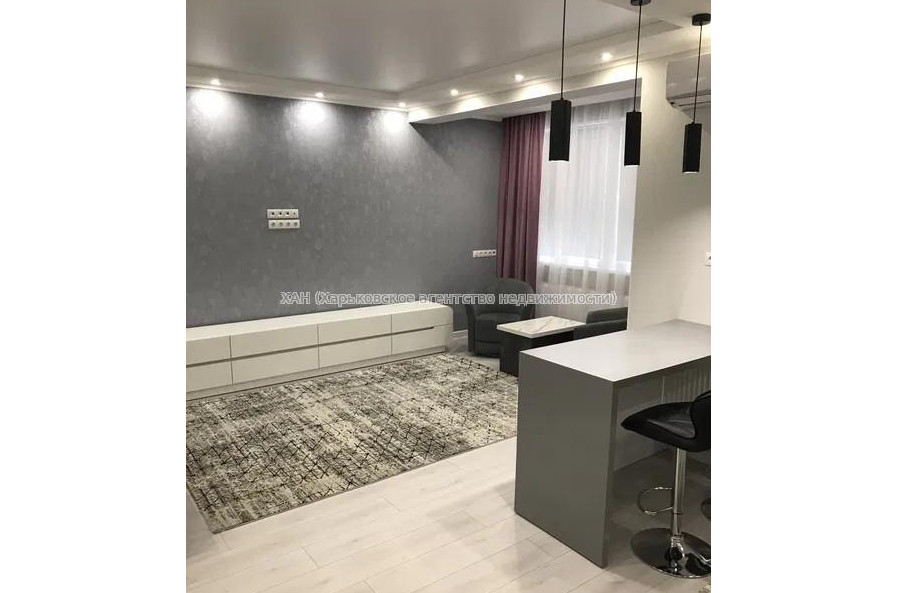 Продам квартиру, Молочная ул. , 2 кім., 95 м², авторский дизайн 