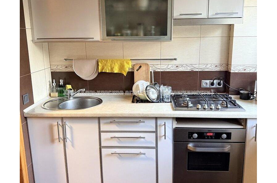 Продам квартиру, Байрона пр-т , 3  ком., 58 м², евроремонт 