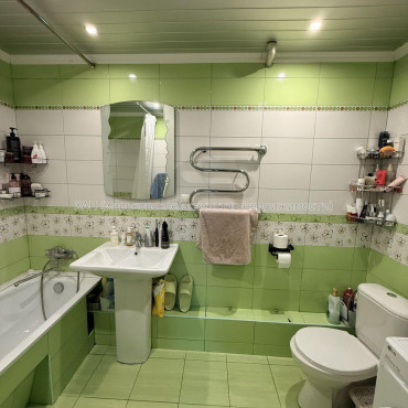 Продам квартиру, Байрона пр-т , 3  ком., 58 м², евроремонт 