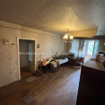 Продам квартиру, 23 Августа ул. , 3 кім., 56 м², советский ремонт 