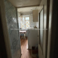 Продам квартиру, 23 Августа ул. , 3 кім., 56 м², советский ремонт 