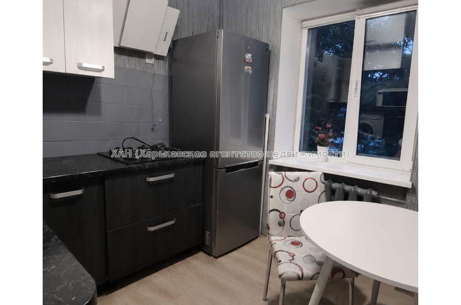 Продам квартиру, Мира ул. , 1  ком., 33 м², косметический ремонт 