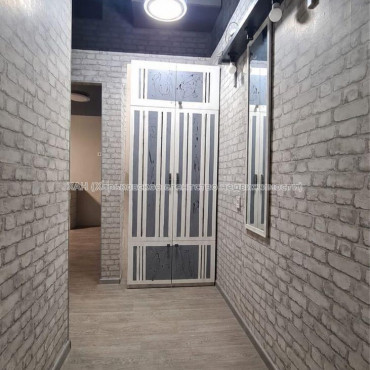 Продам квартиру, Мира ул. , 1  ком., 33 м², косметический ремонт 