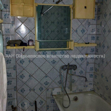 Продам квартиру, Байрона пр-т , 2  ком., 47 м², советский ремонт 