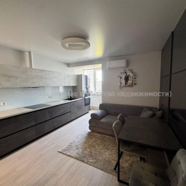 Продам квартиру, Льва Ландау просп. , 2  ком., 58 м², евроремонт 