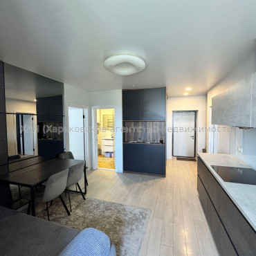 Продам квартиру, Льва Ландау просп. , 2  ком., 58 м², евроремонт 