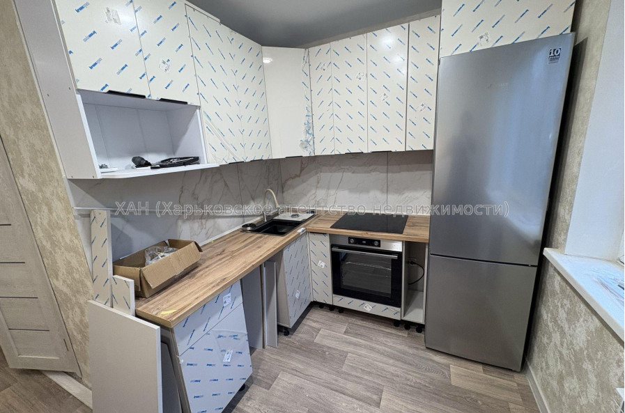 Продам квартиру, Волонтерская ул. , 3 кім., 68 м², евроремонт 