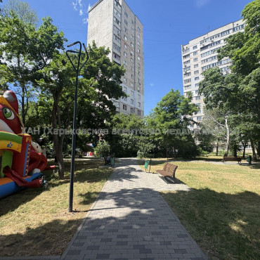 Продам квартиру, Волонтерская ул. , 3 кім., 68 м², евроремонт 