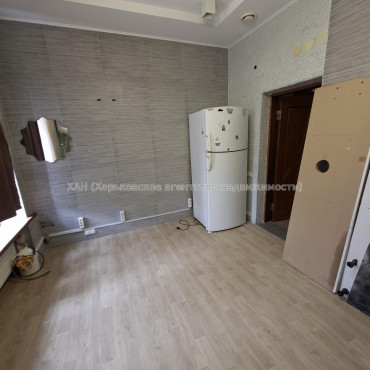 Сдам нежилую недвижимость, салон красоты , 4  ком., 70 м², капитальный ремонт 