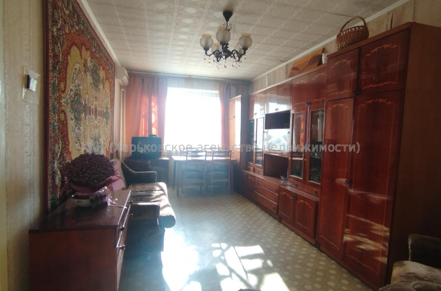 Продам квартиру, Аэрокосмический пр. , 62 , 3 кім., 63.90 м², советский ремонт 