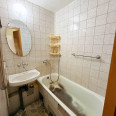 Продам квартиру, Деревянко ул. , 2 кім., 45 м², советский ремонт 