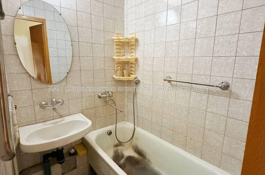 Продам квартиру, Деревянко ул. , 2 кім., 45 м², советский ремонт 