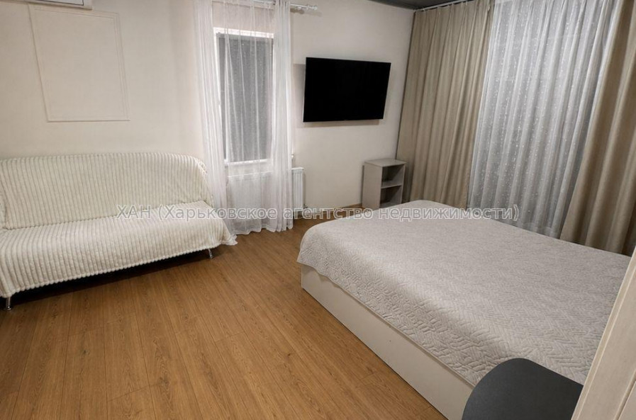 Продам дом, Родниковая ул. , 186 м², 3 сот., авторский дизайн 