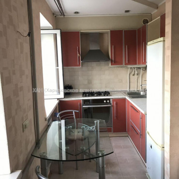 Продам квартиру, Глиссада Джуса въезд , 3 кім., 55.30 м², советский ремонт 
