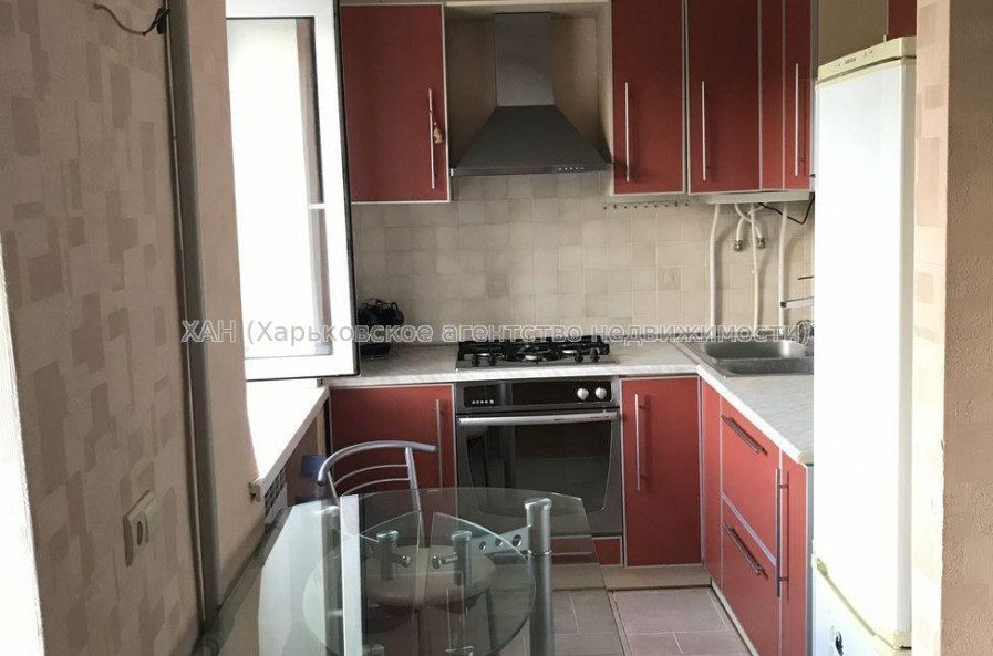 Продам квартиру, Глиссада Джуса въезд , 3 кім., 55.30 м², советский ремонт 
