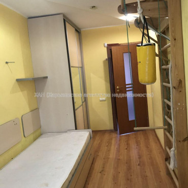 Продам квартиру, Глиссада Джуса въезд , 3 кім., 55.30 м², советский ремонт 