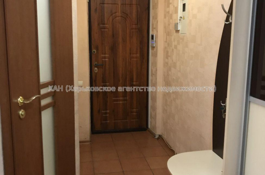 Продам квартиру, Глиссада Джуса въезд , 3 кім., 55.30 м², советский ремонт 